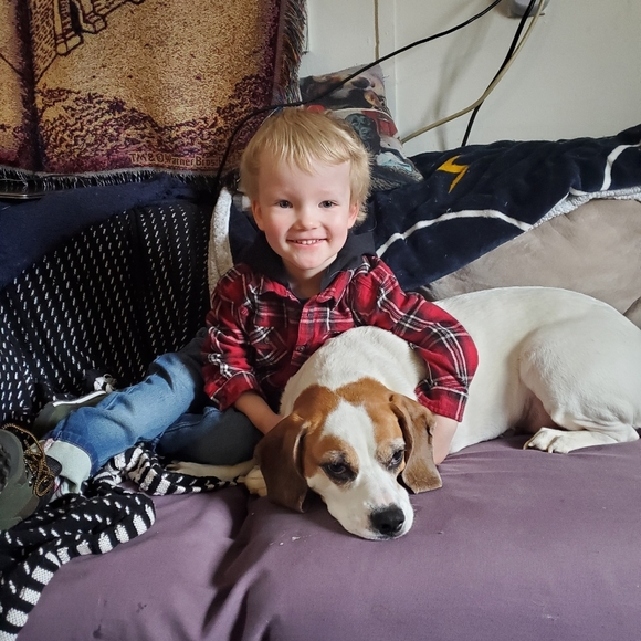 Meet your Posher, Ally♡ - Picture 4 of 8